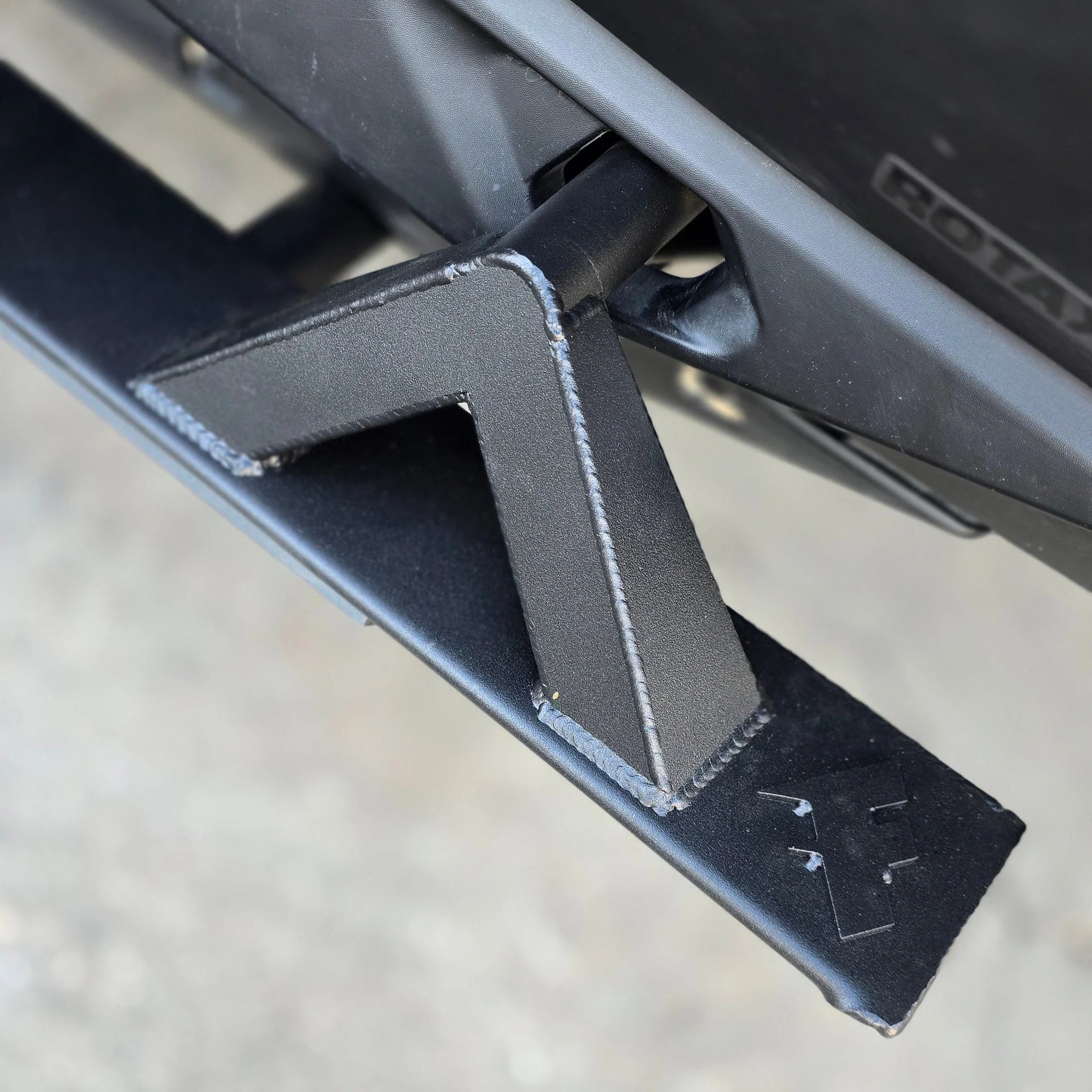 Can-Am Maverick R 2-Seat Rock Slider Steps image 4