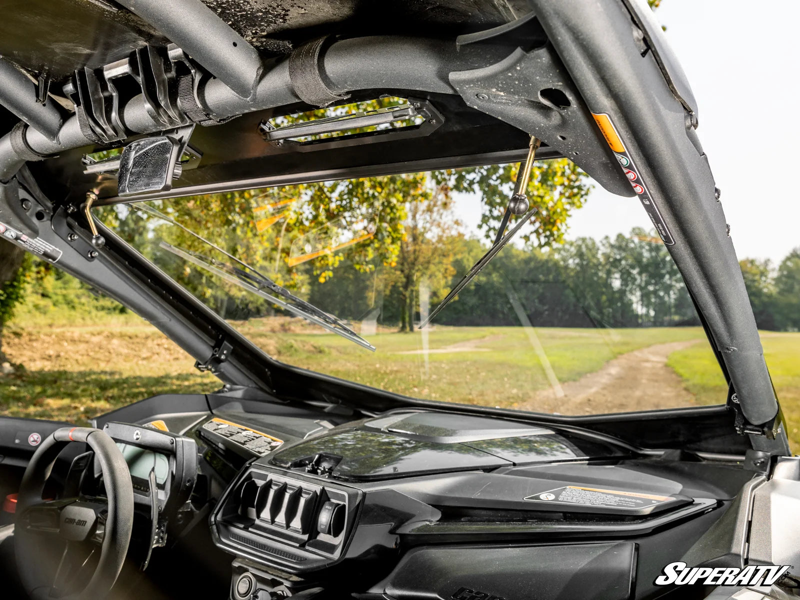 Can-Am Maverick R Glass Windshield With Wipers image 2