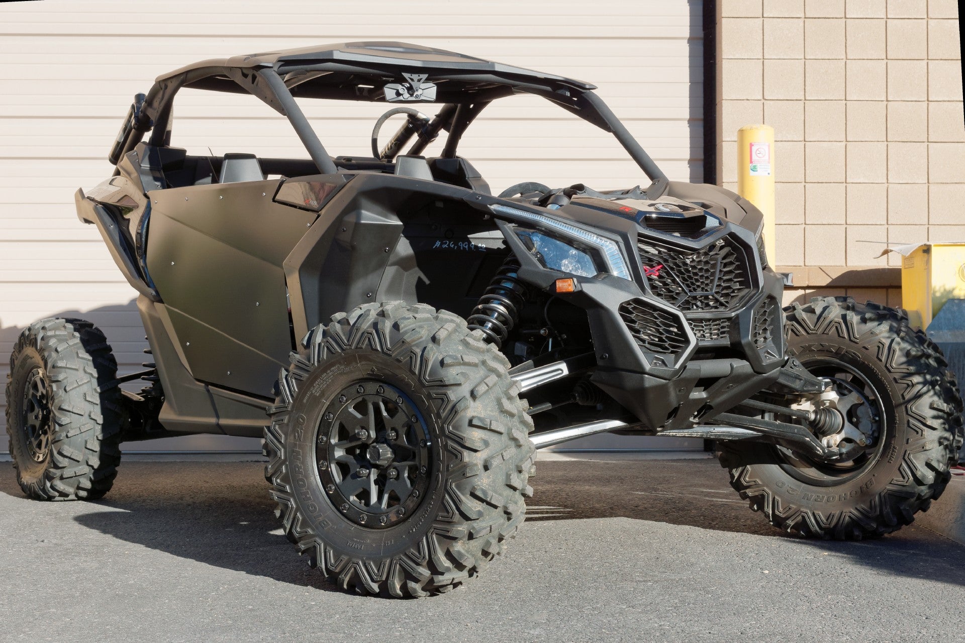 Can Am Maverick X3 Opening Full Doors image 1