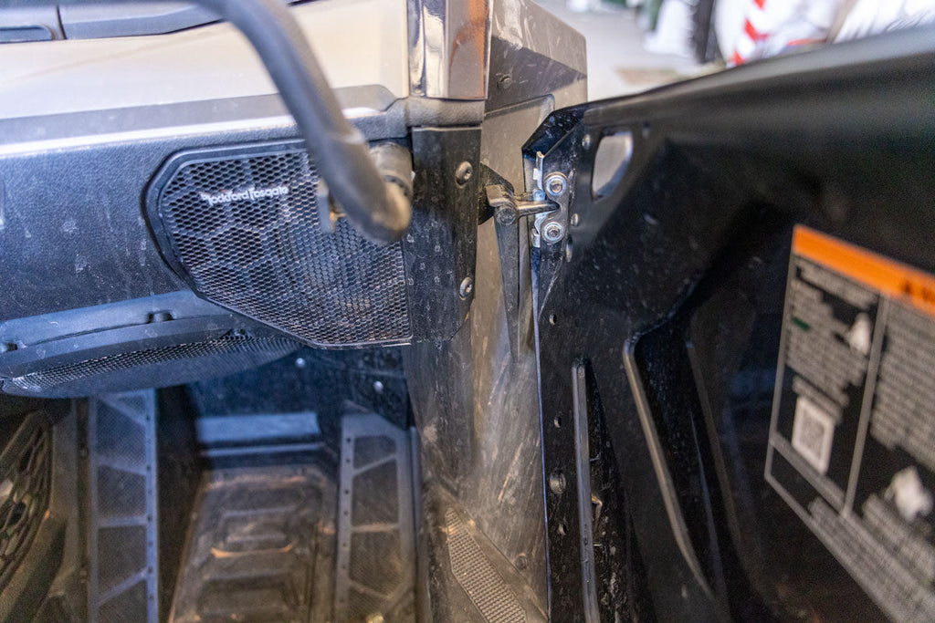 Carbon Fiber UTV Aero Door Latches
