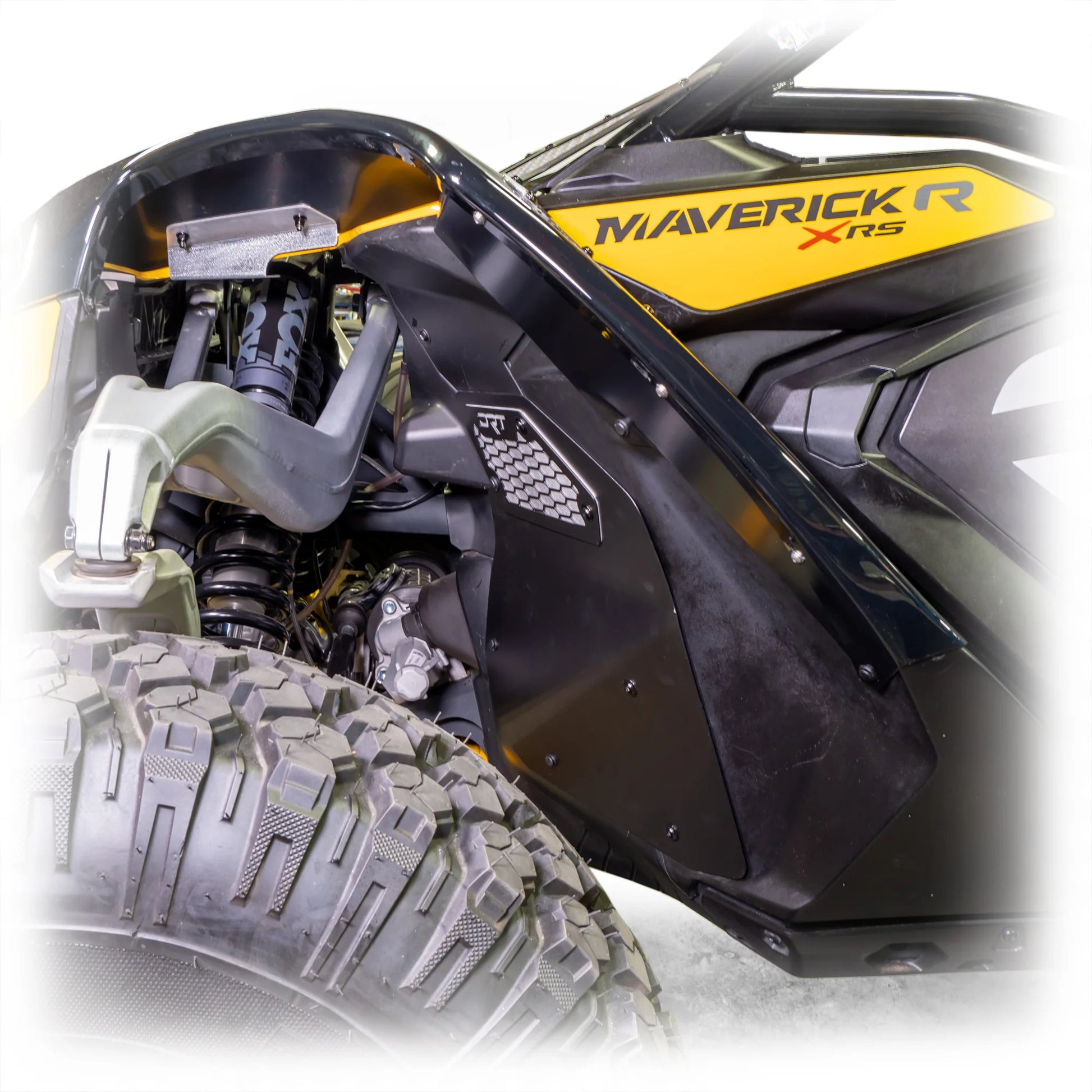 DRT Can-Am 2024+ Maverick R Front Aluminum Rock Guard Kit image 4