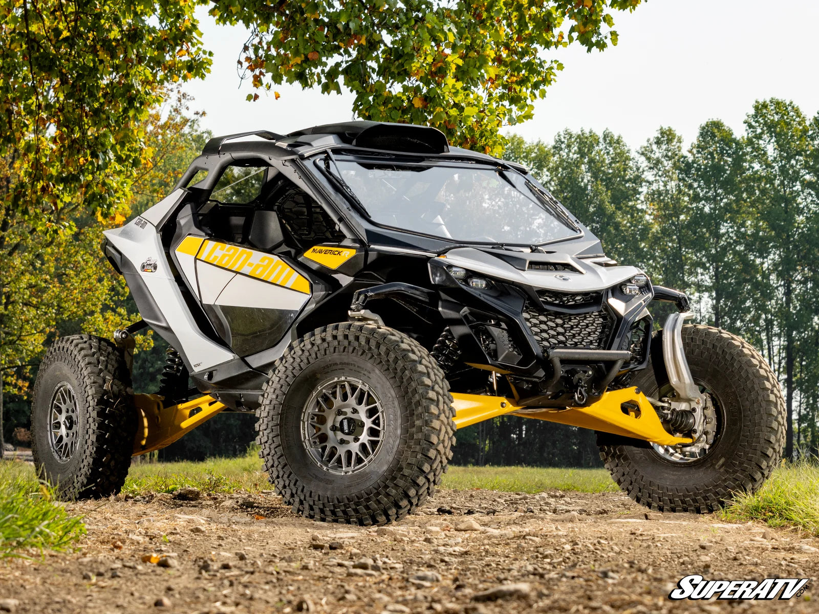 Can-Am Maverick R Glass Windshield With Wipers image 5