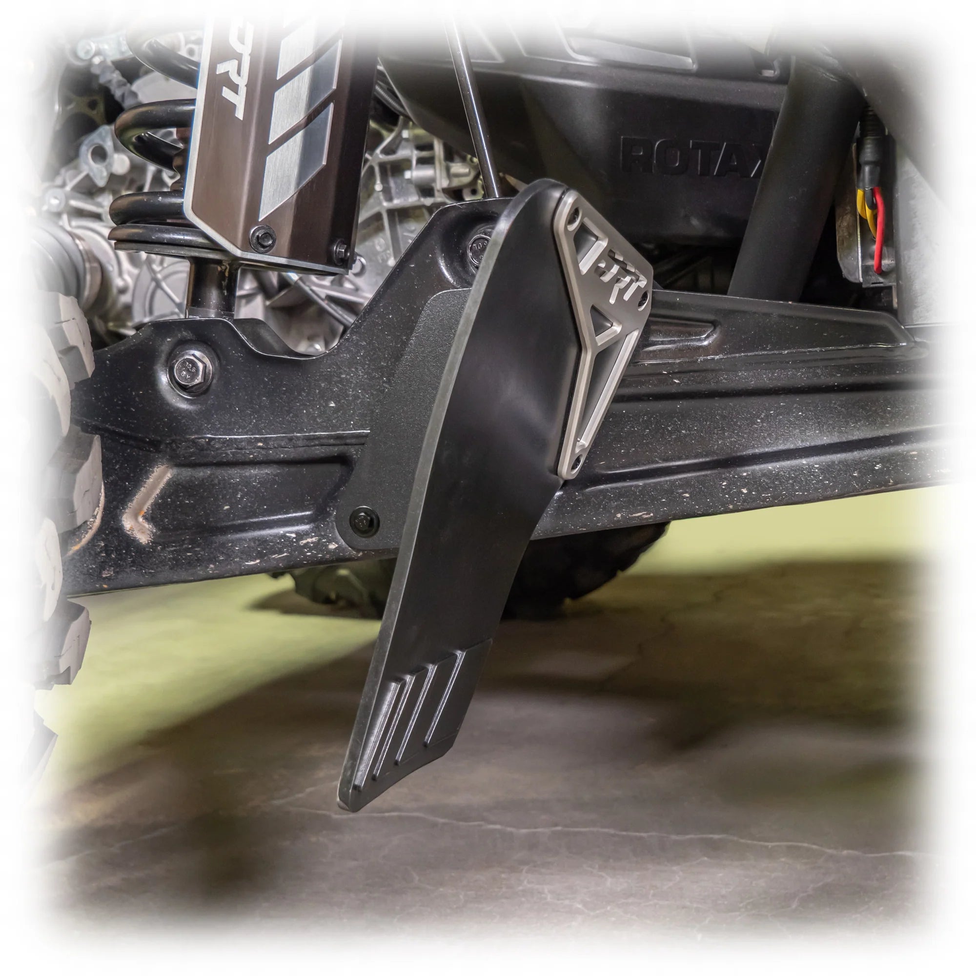 Can-Am 2017+ Maverick X3 Billet Aluminum Rock Guard Mud Flap Kit image 2