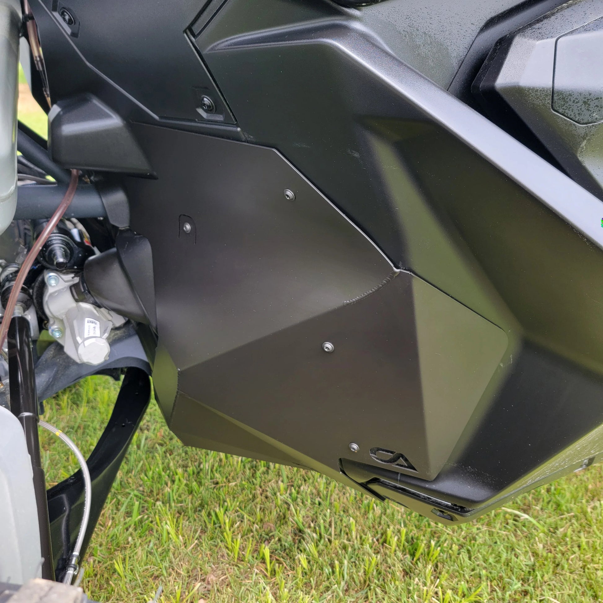 Can-Am Maverick R Front Inner Fender Liners - Ca Tech image 3
