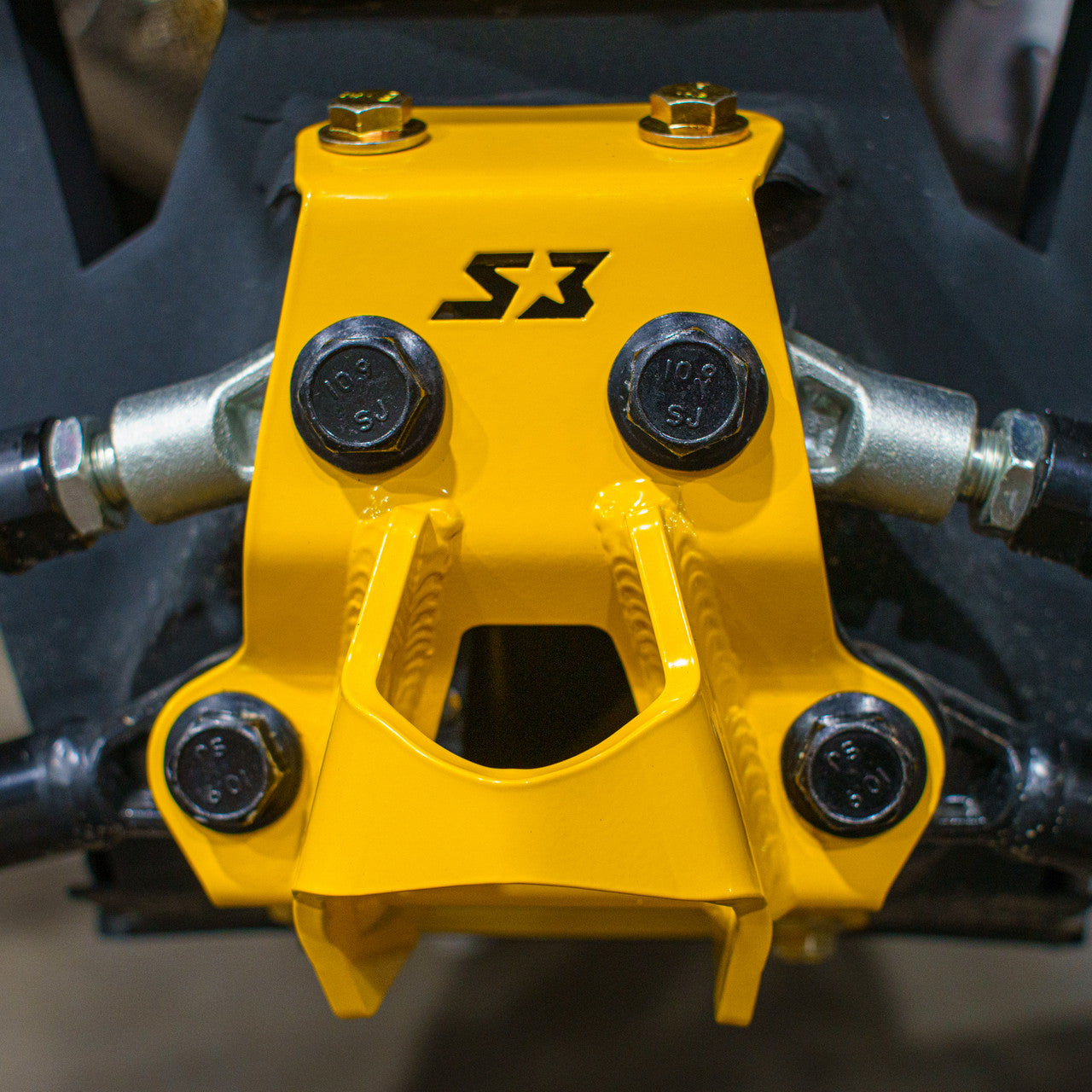 Can-Am Maverick R Pull Plate - S3 Powersports image 8