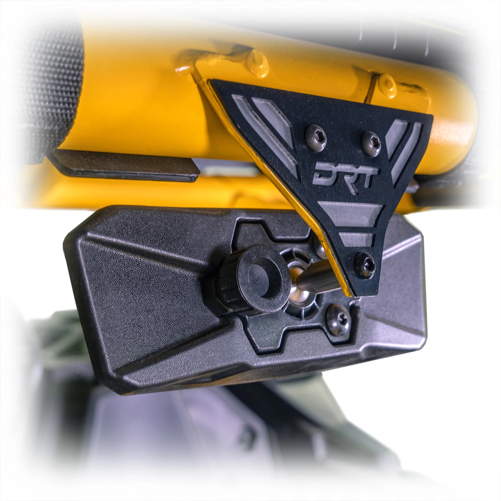 Drt Can-Am Maverick X3 / R Center Mirror Tab Cover Plate For Oem Cage image 4