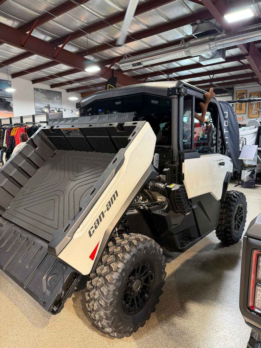 CAN-AM Defender HD11 HD 9mm Rubber Mats (2026 - current) - view 8