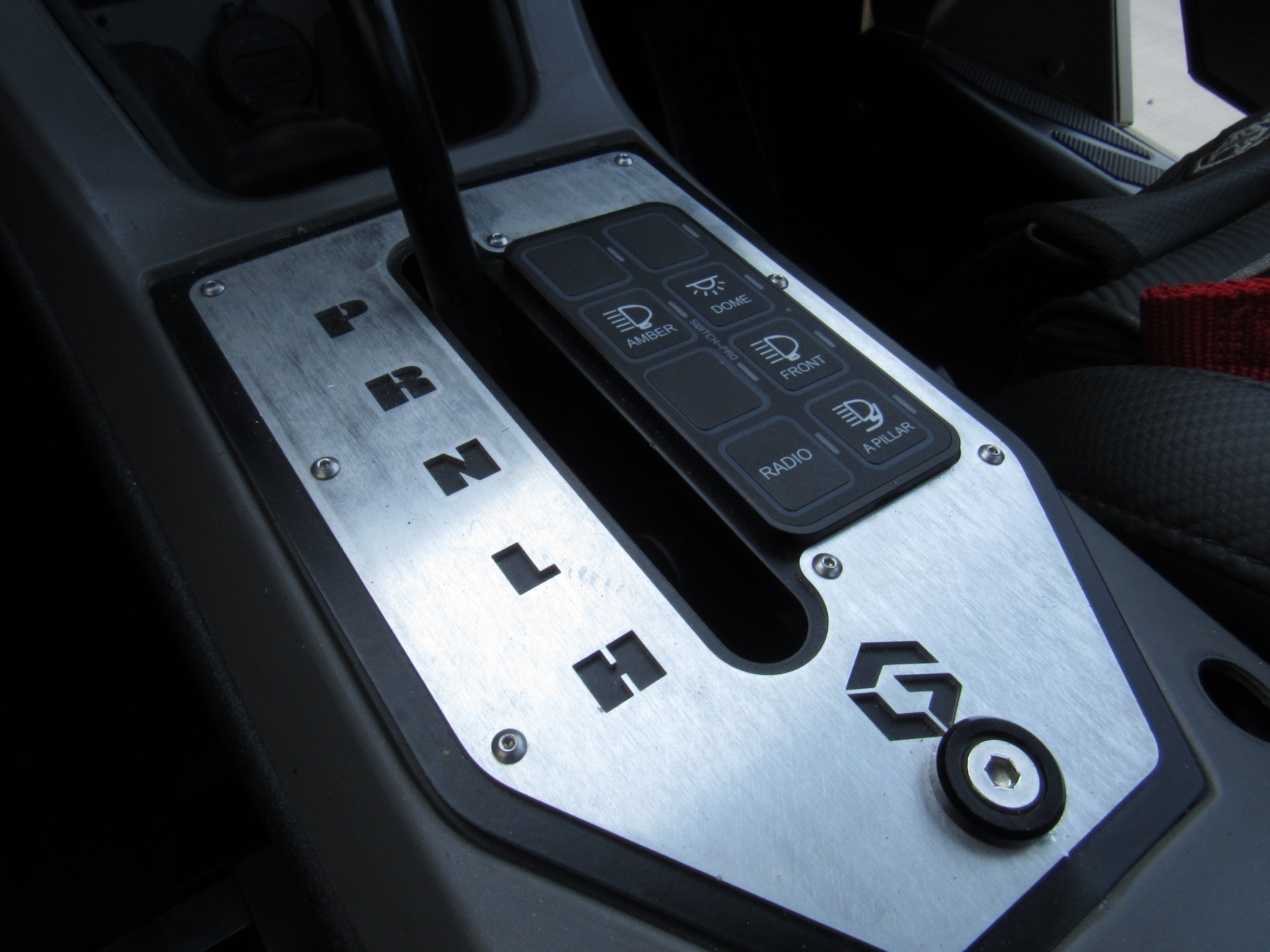 POLARIS PRO R & TURBO R SHIFT GATE