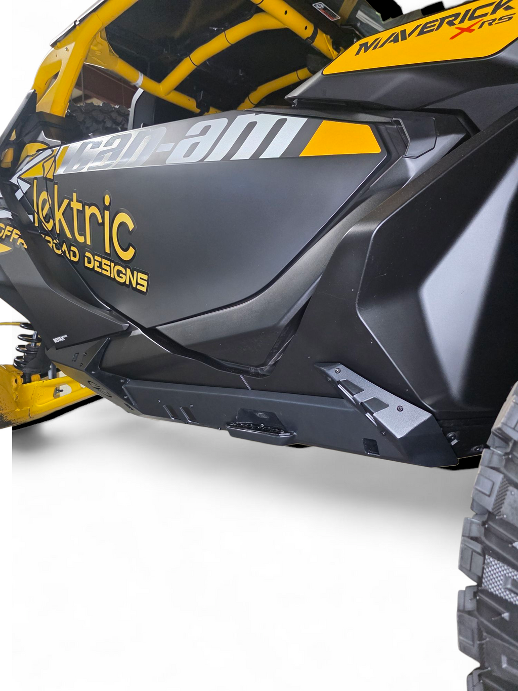 2024+ Can Am Maverick R Volt Rocker Steps (2 Seat)