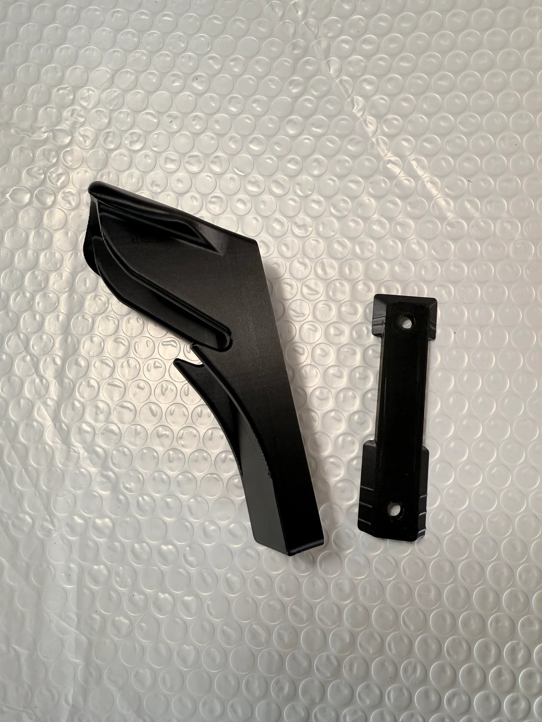 Slim - Flush Motorcycle Helmet Wall Mount