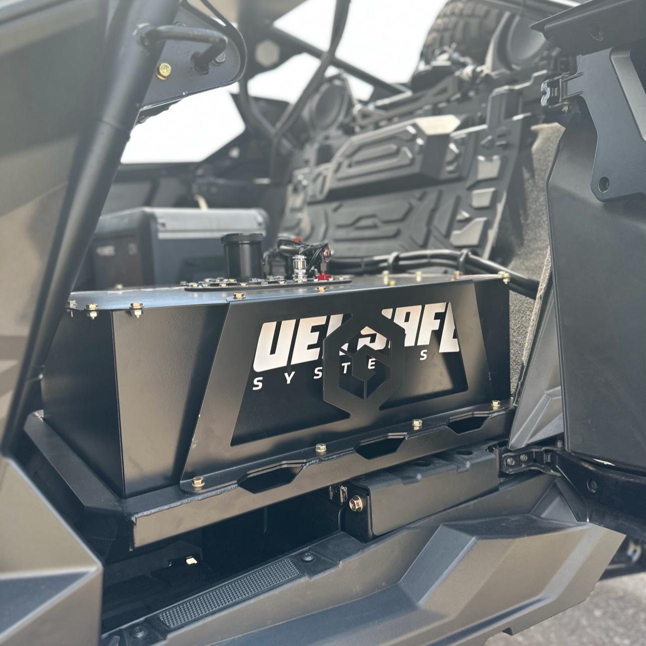 GEISER PERFORMANCE POLARIS PRO R/ TURBO R FUEL CELL MOUNT