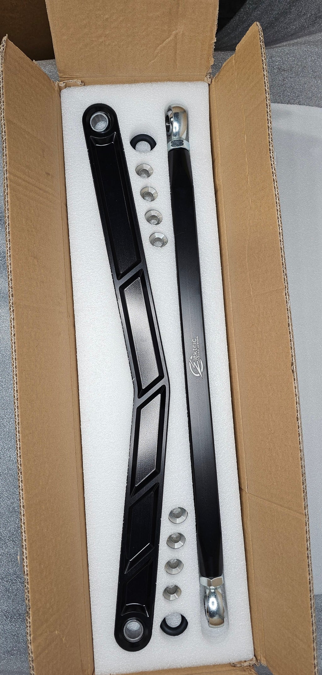 Polaris RZR Pro XP Radius Rods in Black Finish image 5