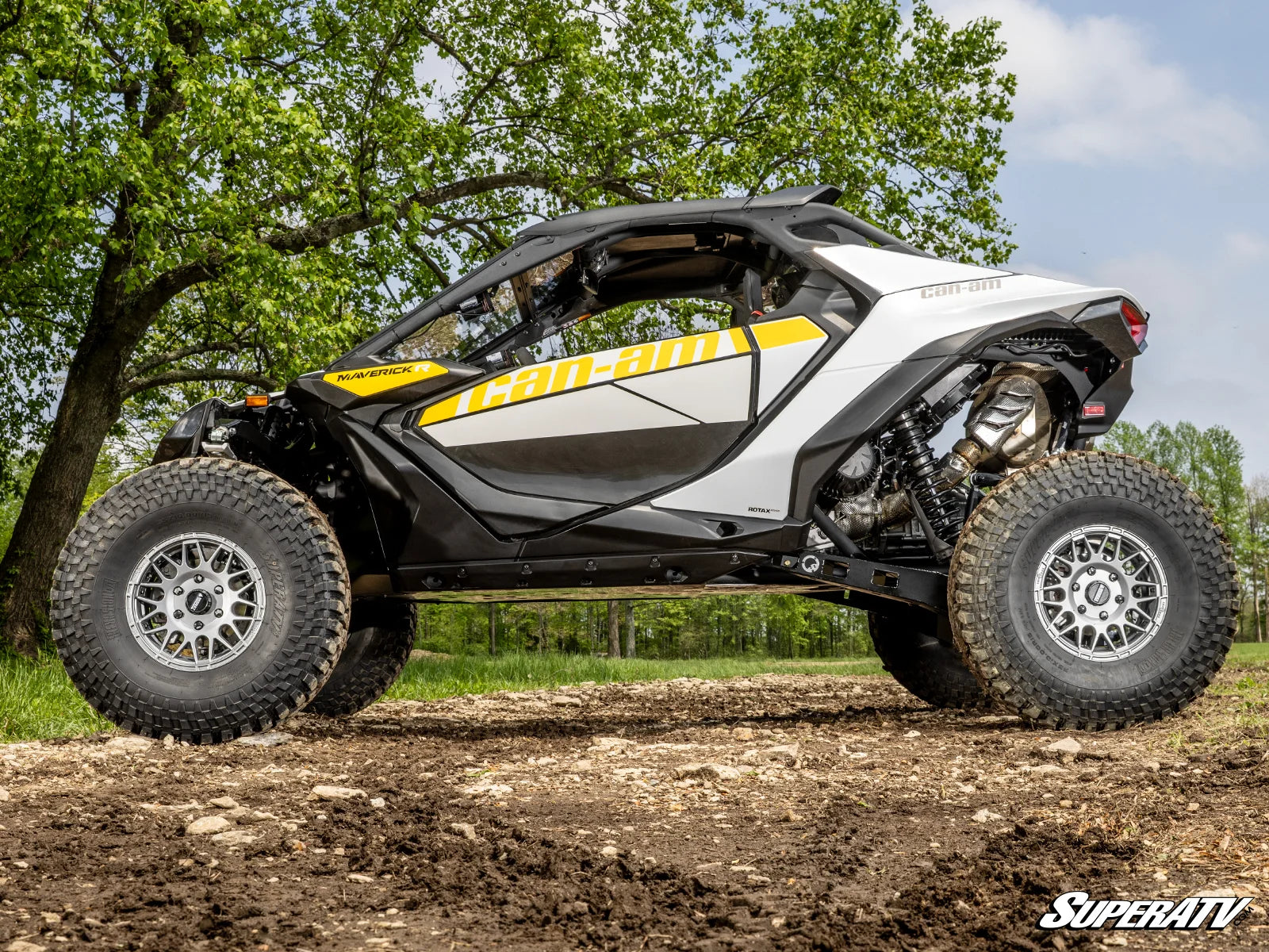 Can-Am Maverick R High Clearance Rear Trailing Arms