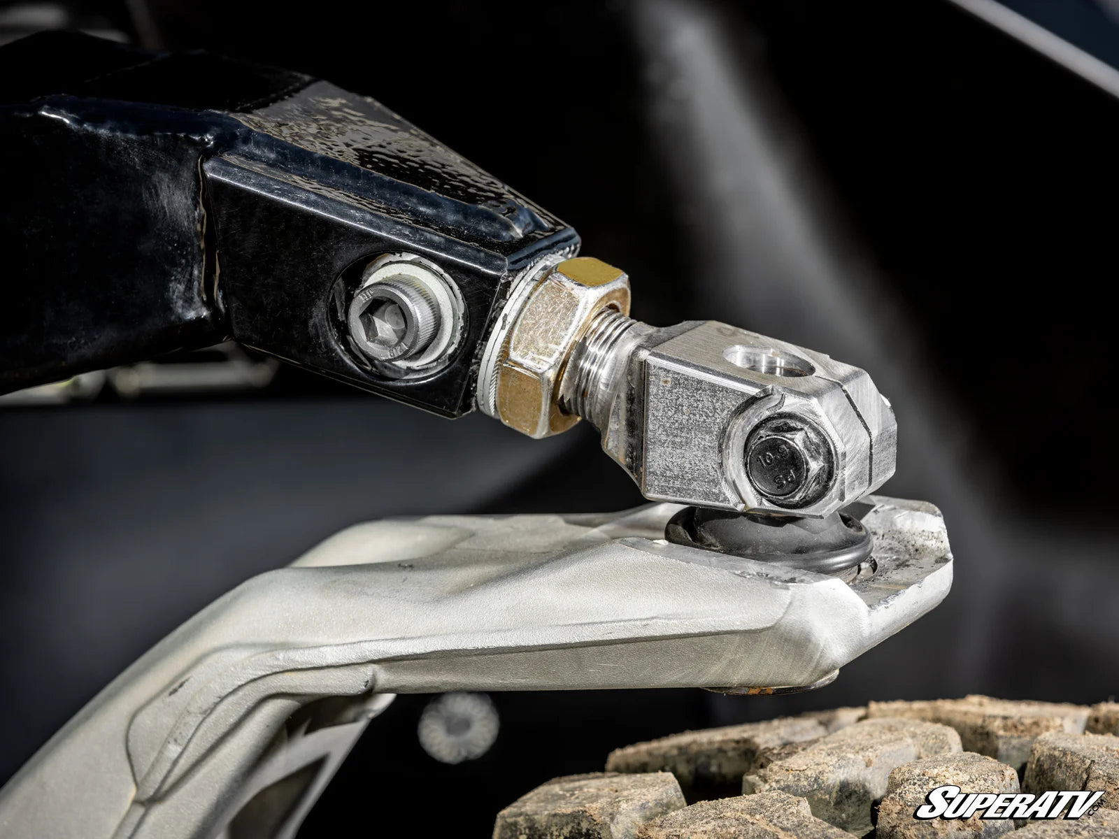 Can-Am Maverick R Sidewinder Front Lower and Upper A-Arms
