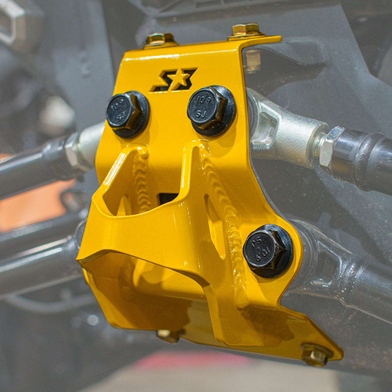 Can-Am Maverick R Pull Plate - S3 Powersports image 5